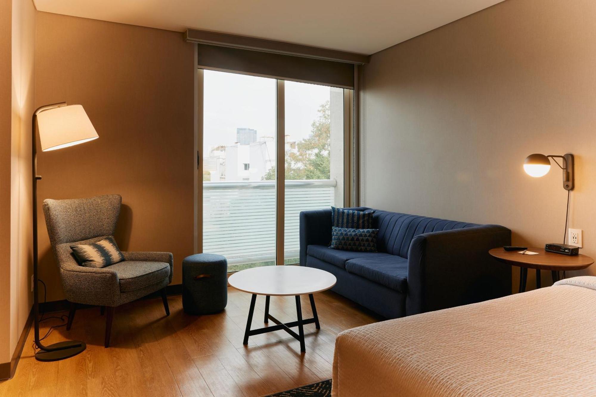 Hotel Four Points By Sheraton Colonia Roma 3*