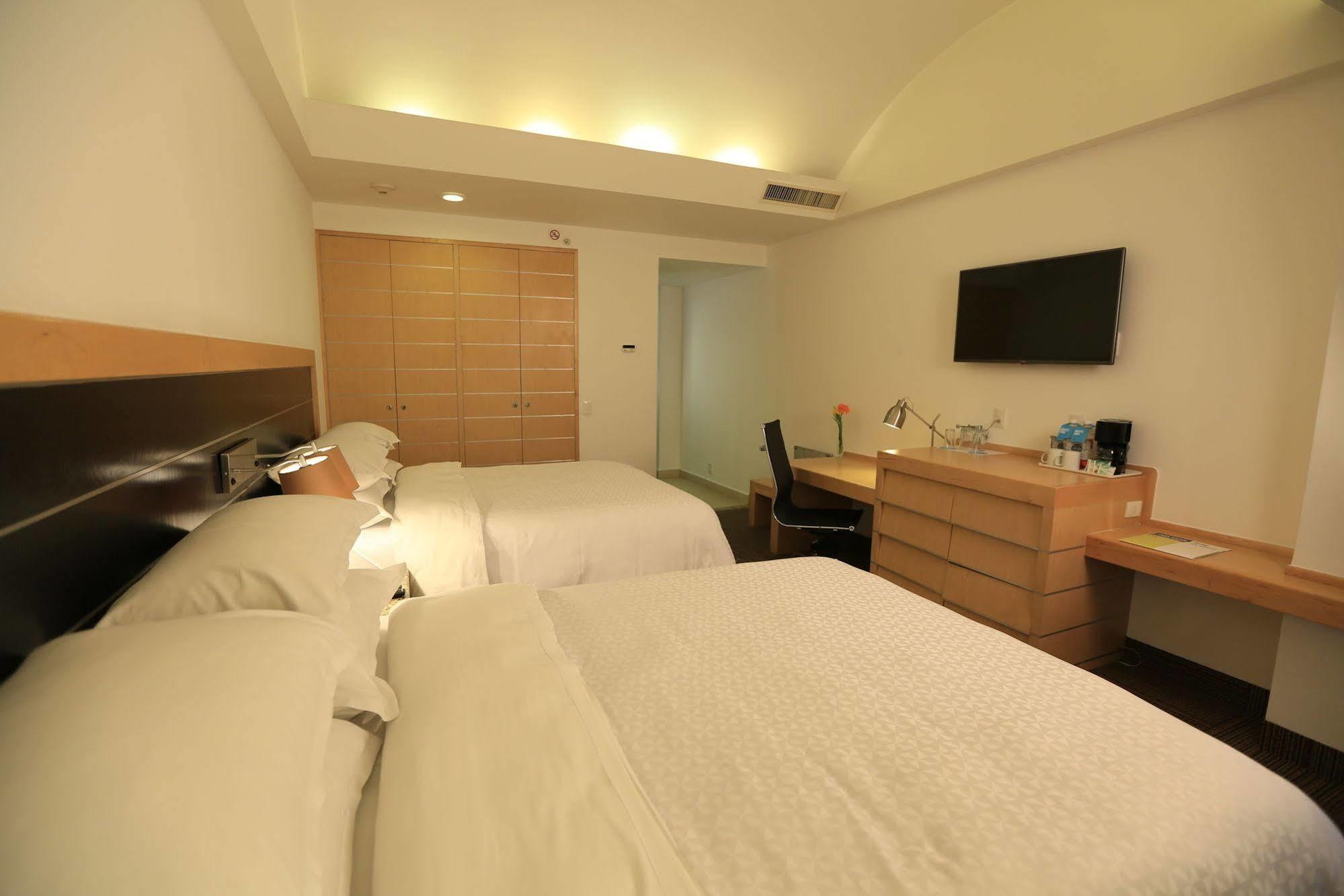 Four Points By Sheraton Colonia Roma Mexico City